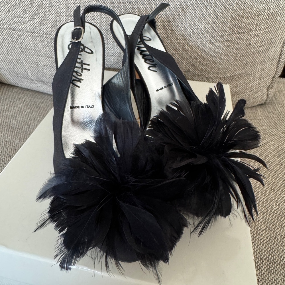 Black Feather Pumps